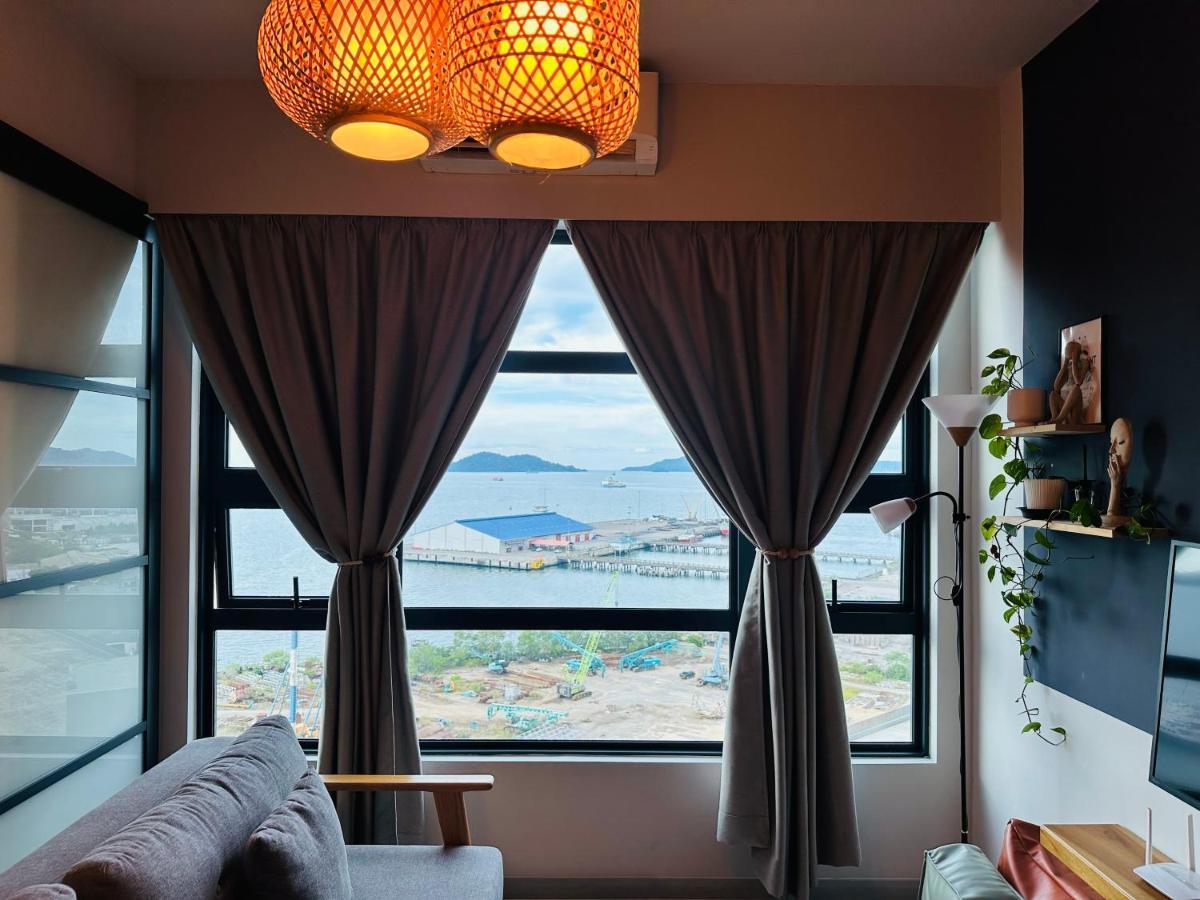 Jesselton Quay - Suite 1 By Staycation Suites Kk Kota Kinabalu Esterno foto